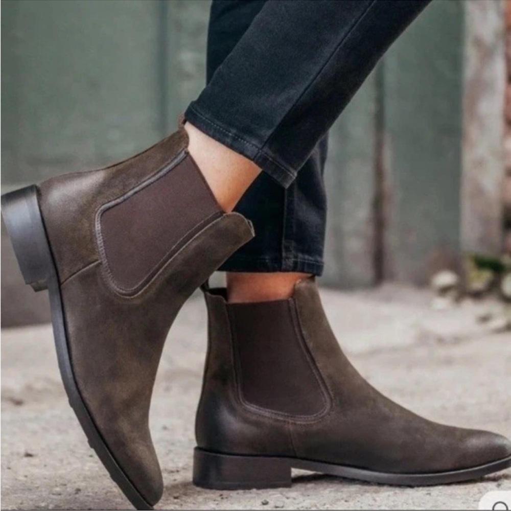 Thursday Boot Company Duchess Chelsea Boots dark olive suede Women’s 6.5